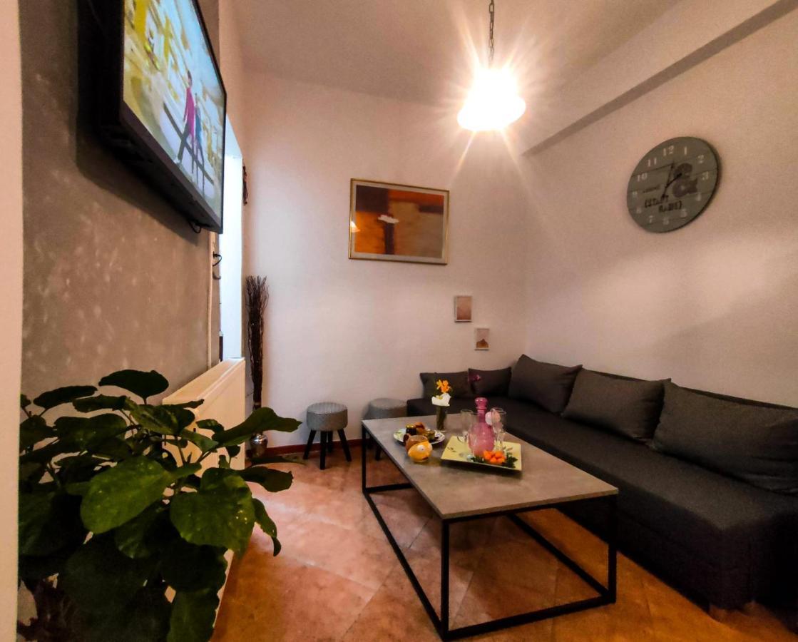 Kastra Bella 2 Bedroom Condo In Corfu Town 外观 照片
